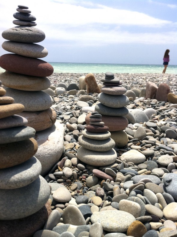 manualidad craft kinder basteln kids playa pierdras construccion beach rocks steine strand