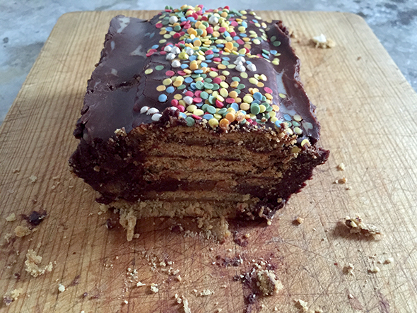 La primera tarta / The first cake / Der erste Kuchen